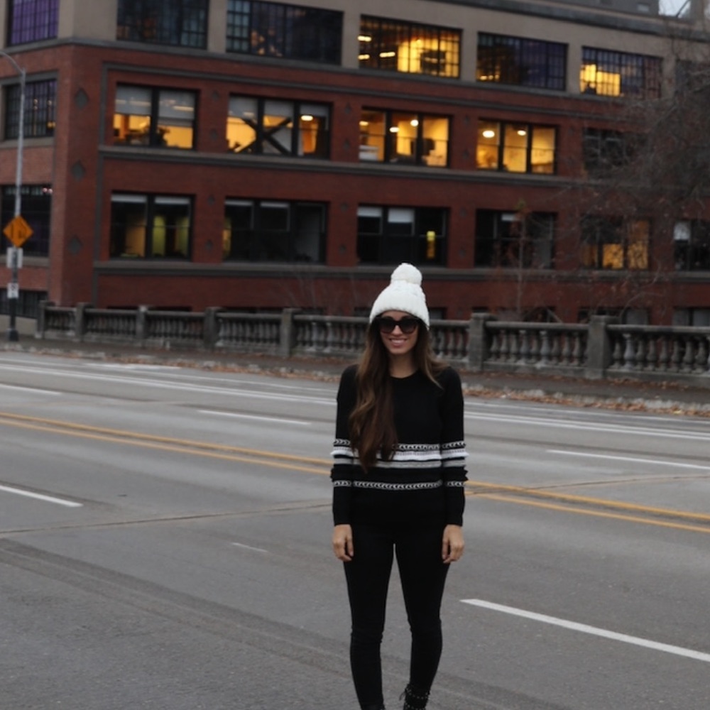 ALLISON NY SWEATER